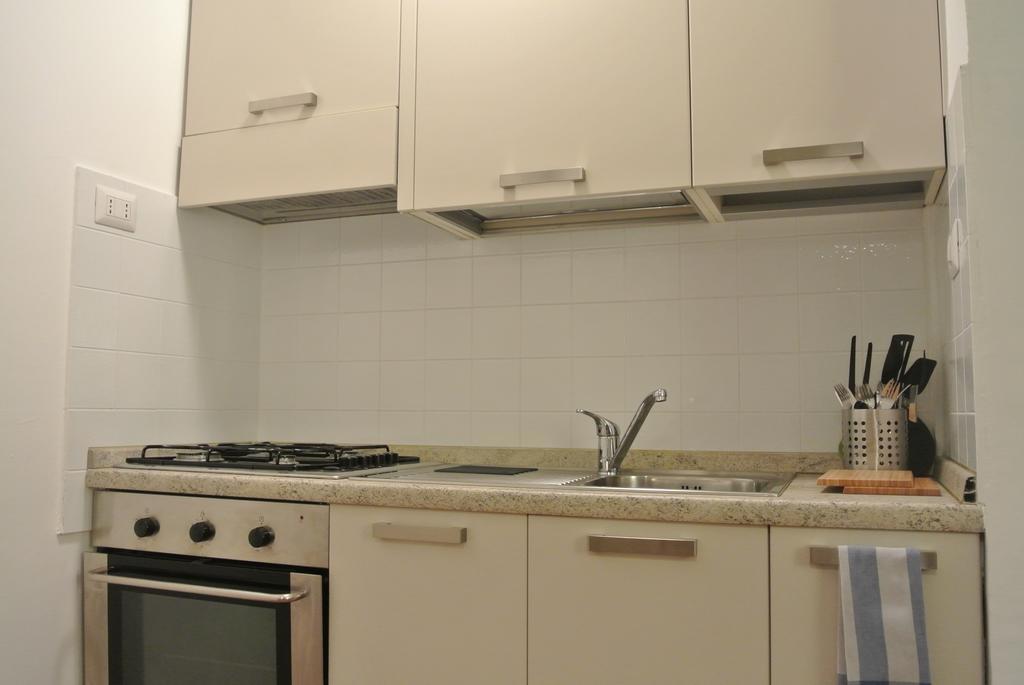 Studio Errepi Loreto Apartment Milano Phòng bức ảnh